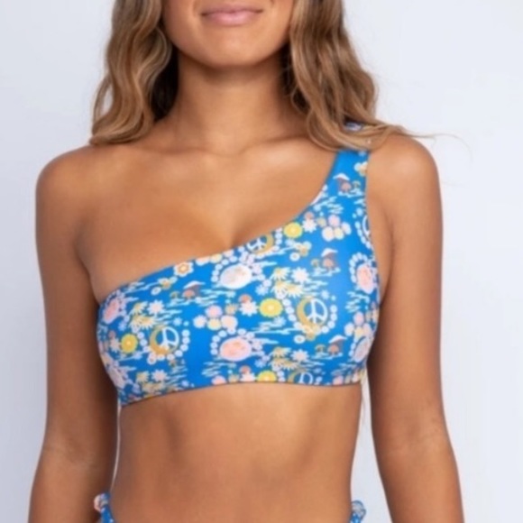 SOLD- Skatie Ellis top and Kira bottom - Picture 7 of 9